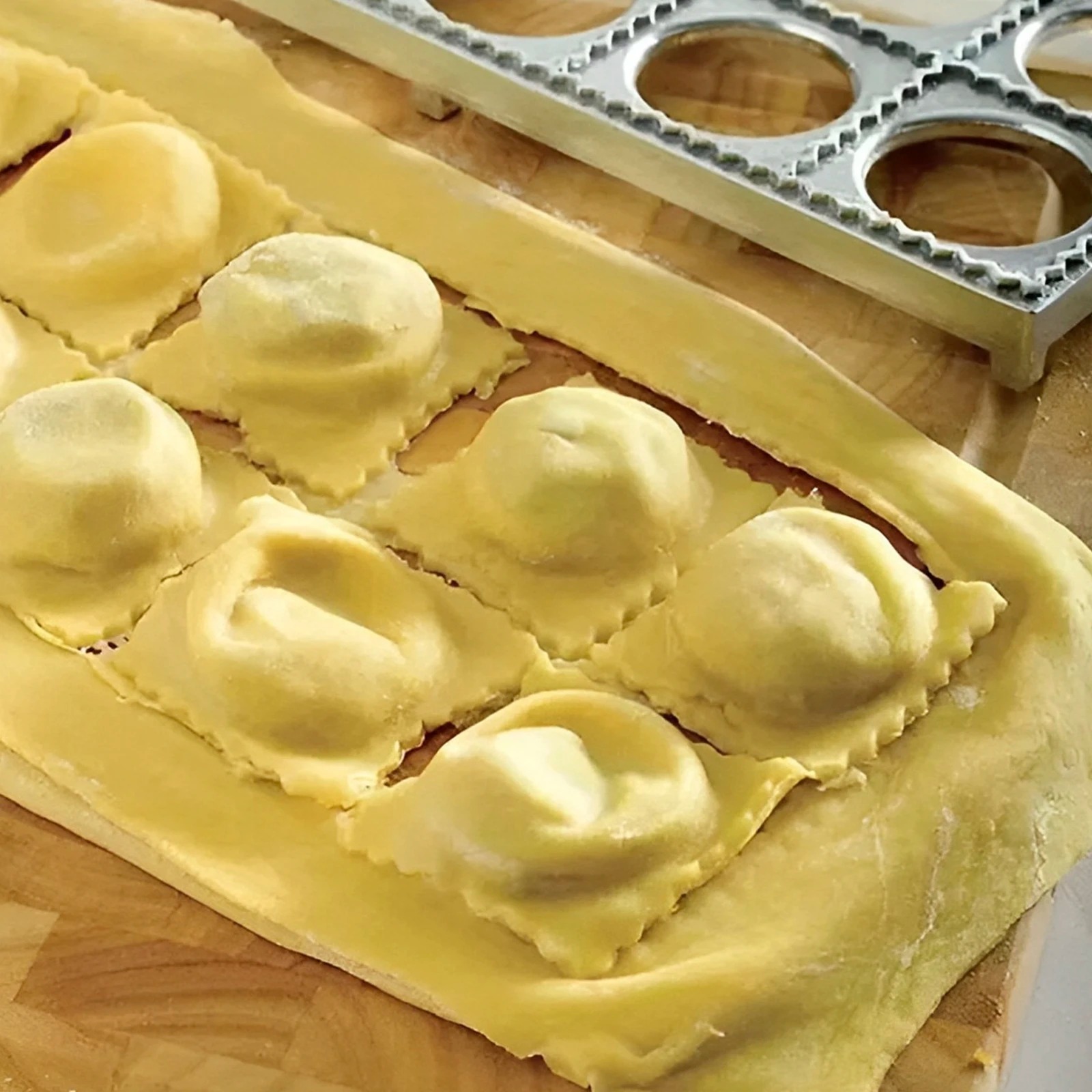 Dumpling Mold 12 Holes Ravioli - огляд і ціна Kitchen Gadgets China